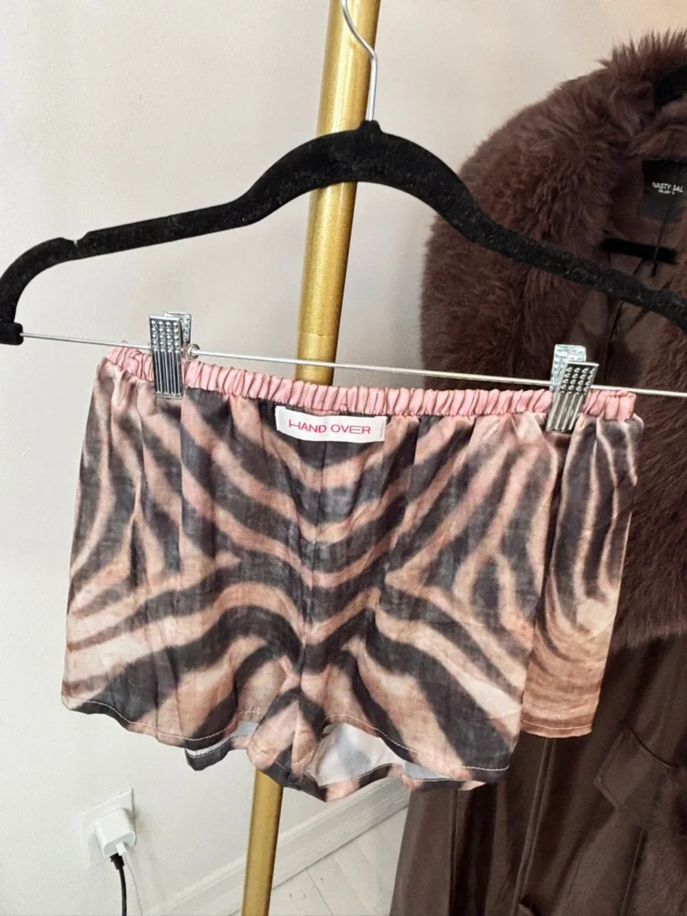 Hand Over Samuel Set - Picture 6 of 9